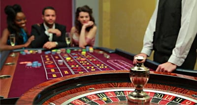 Why Do Casinos Change Dealers?