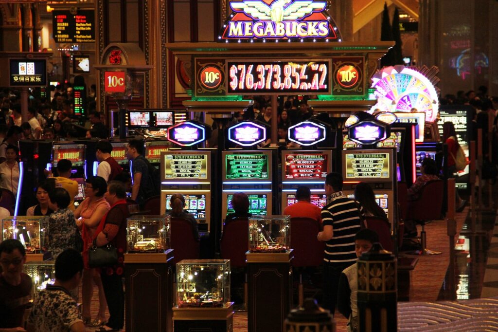 Do Casinos Ever Lose Money