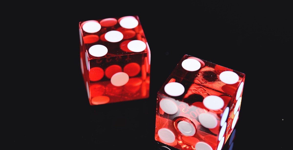 symptoms of gambling disorders